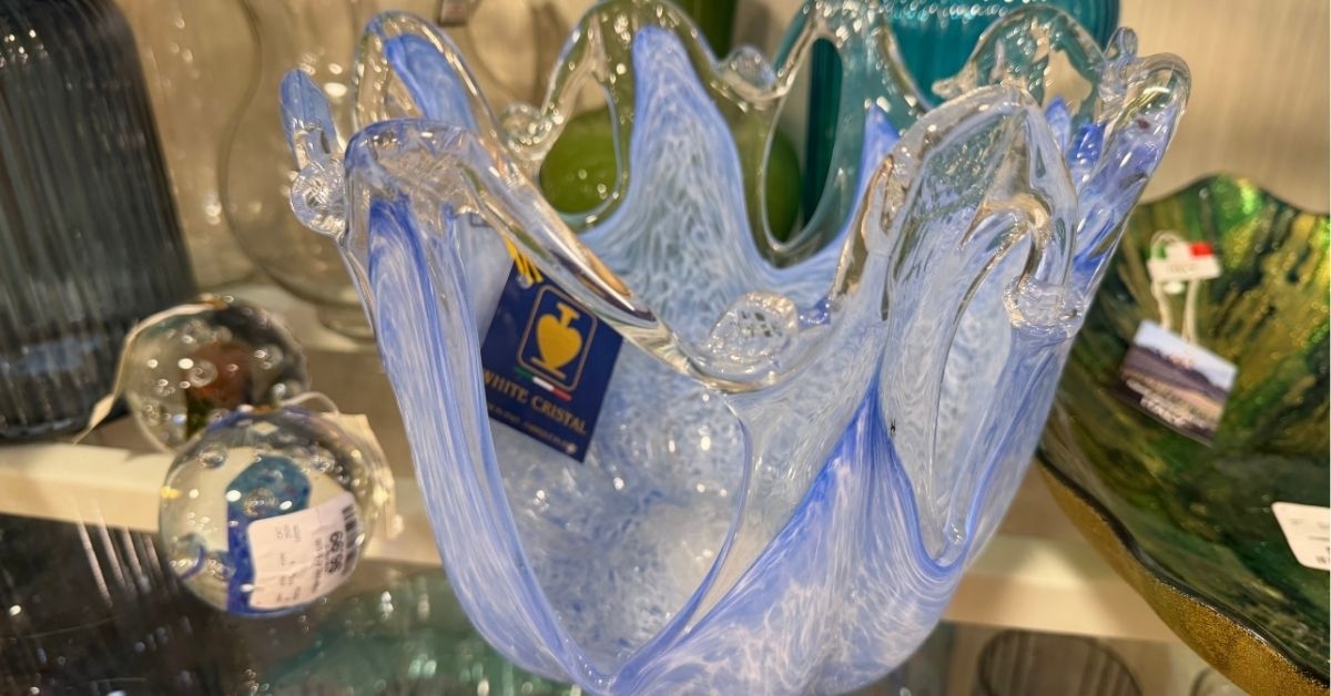 white cristal murano glass bowl