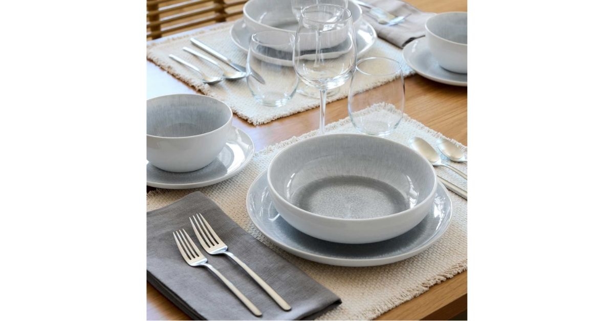 4 piece stoneware reactive pasta bowl set