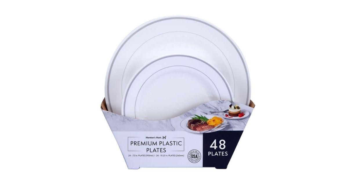 premium plastic plates
