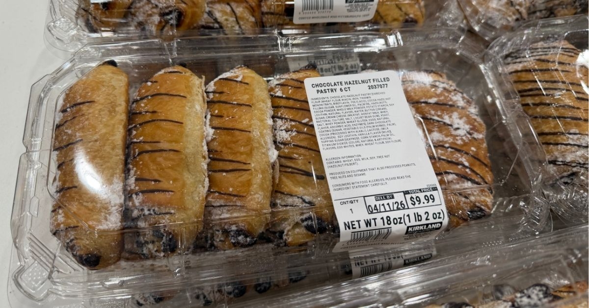 chocolate and hazelnut filled pastries
