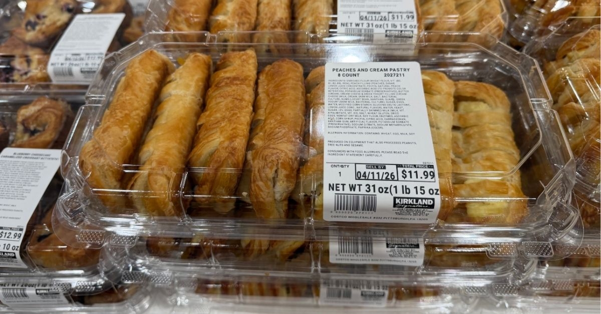 peaches and cream pastries