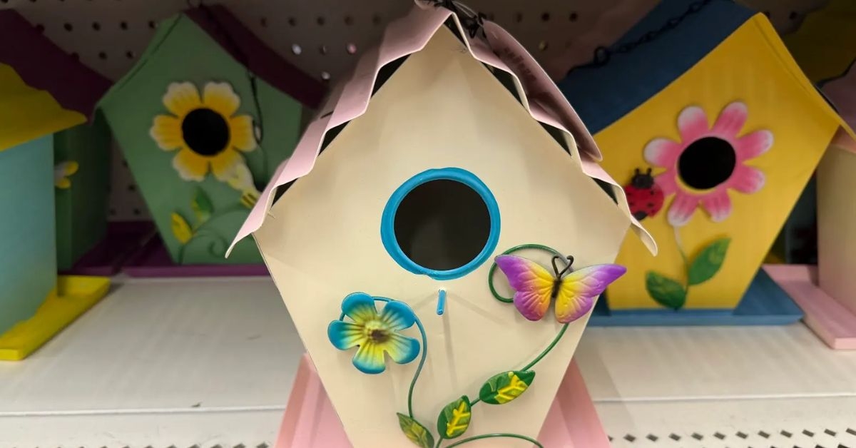 metal birdhouse