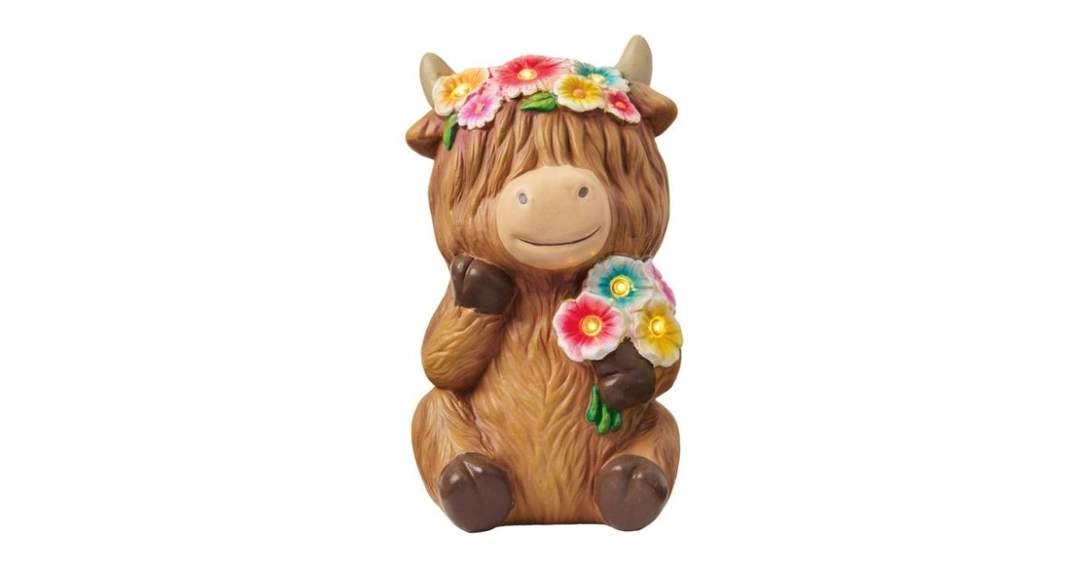 belavi solar garden figurines