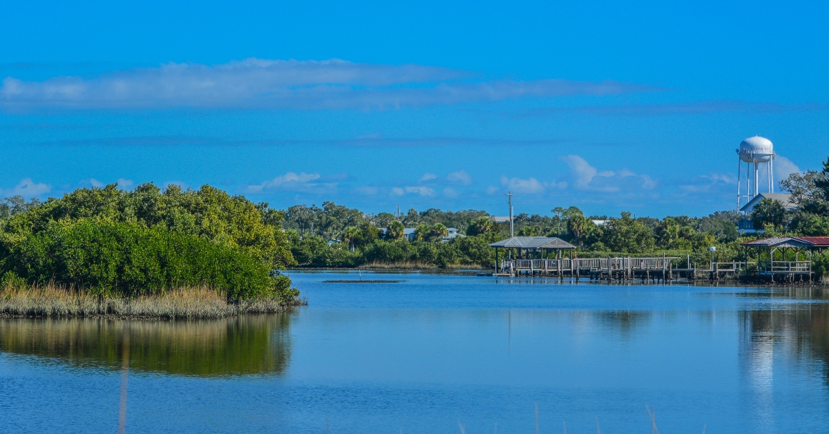 cedar key water tower and fishing pier