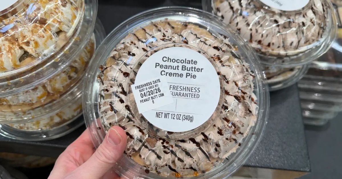 chocolate peanut butter creme pie