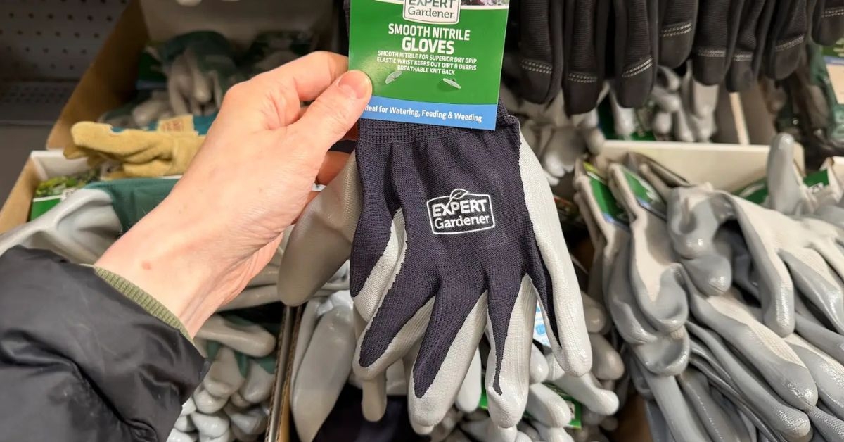 smooth nitrile gloves