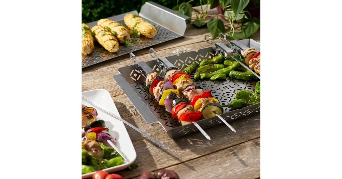 bbq trays and skewer set