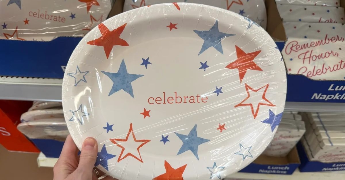 way to celebrate paper plates