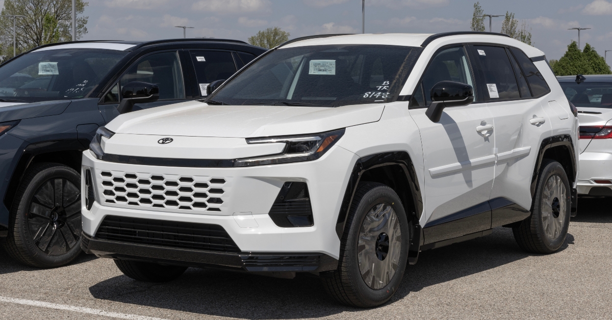 toyota rav4 se plug-in hybrid awd suv