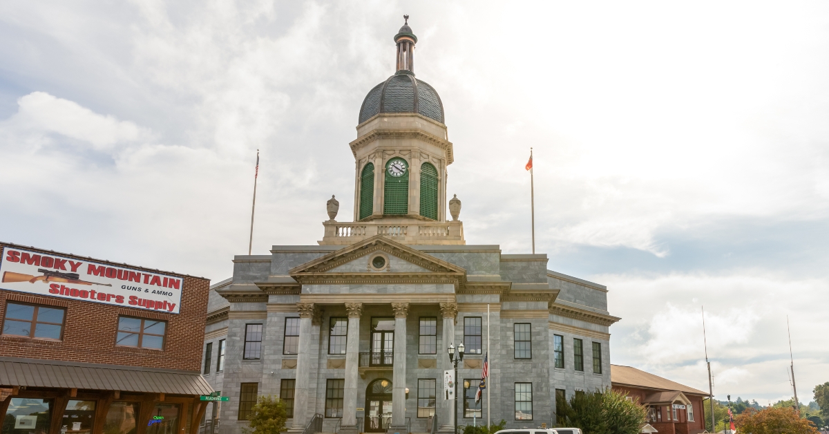 county courthouse in murphy county