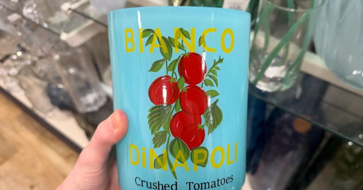 crushed tomato glass vase