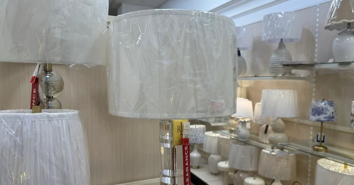 glass table lamp