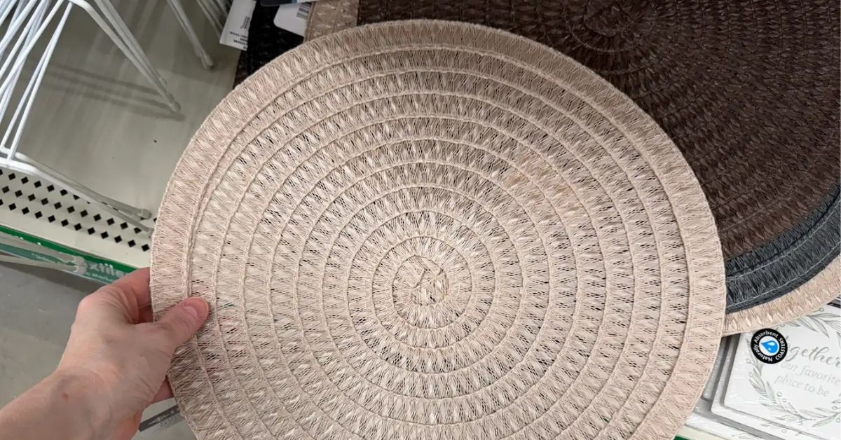 round placemat