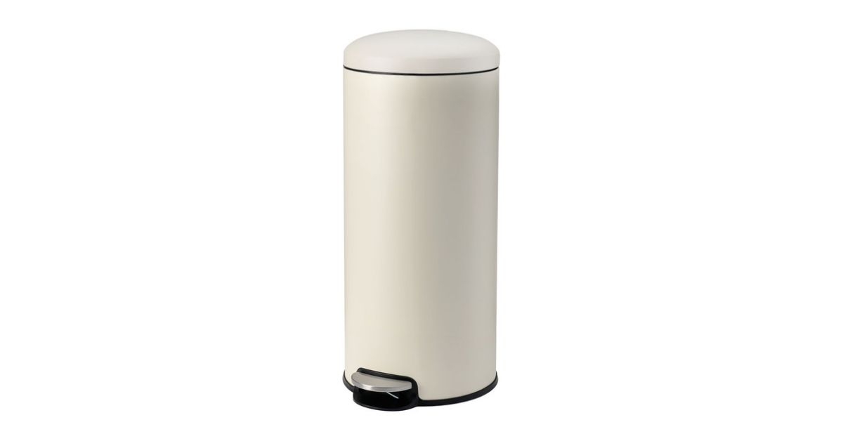 easy home painted trash can