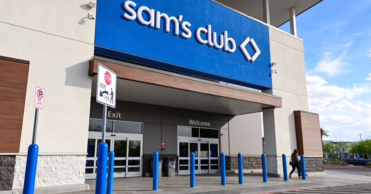 sam's club retail warehouse storefront
