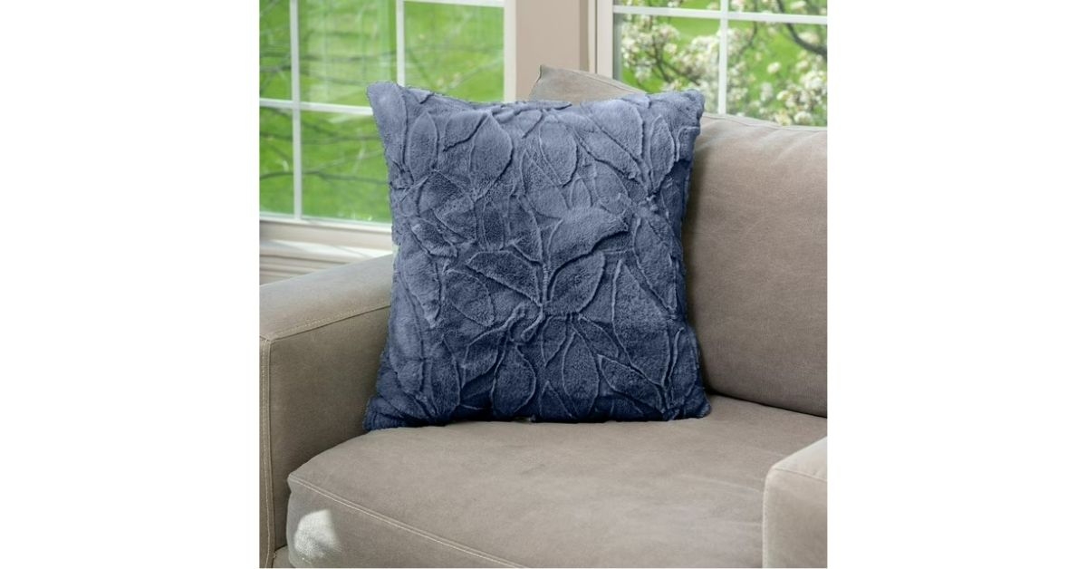 triple layer jacquard throw pillows