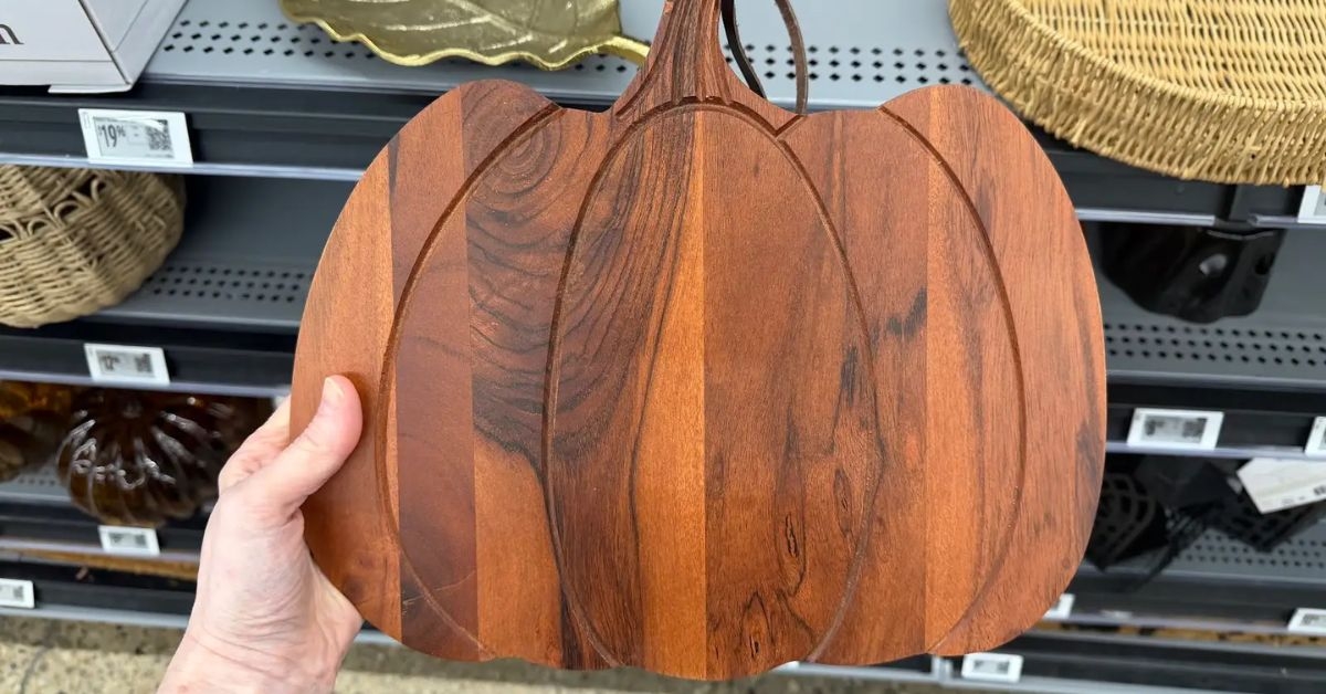 pumpkin serving board