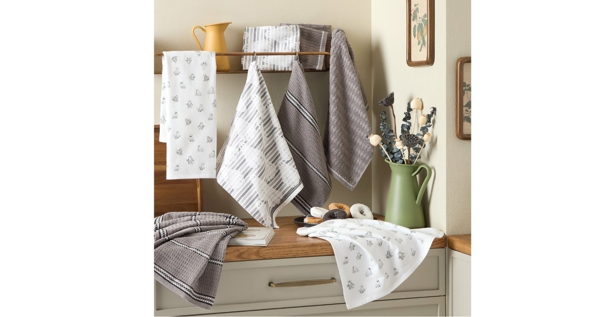 halloween and harvest kitchen towels