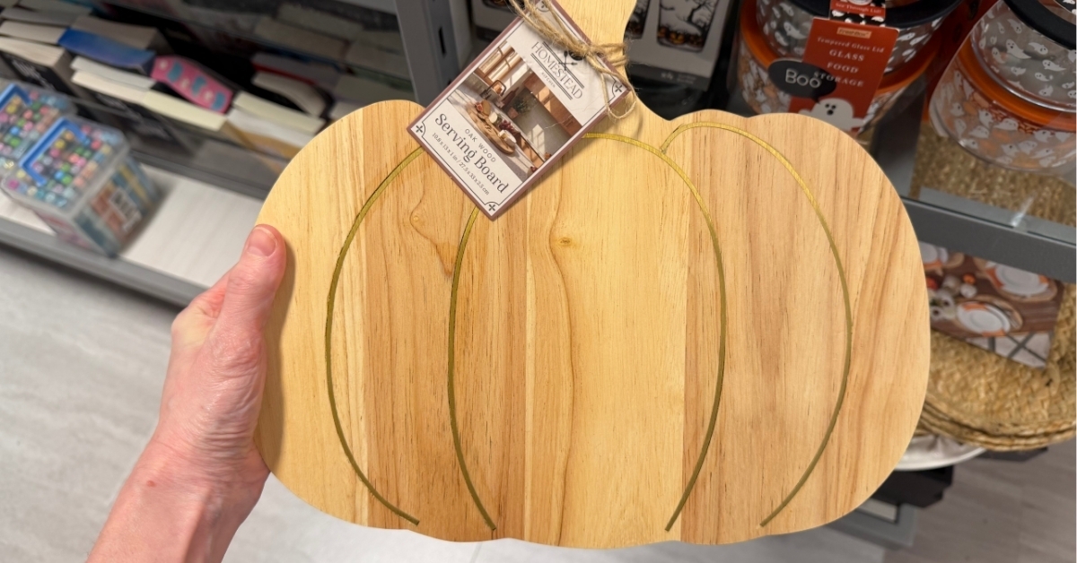 oak wood pumpkin serving board