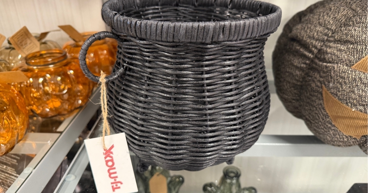 witchs cauldron basket
