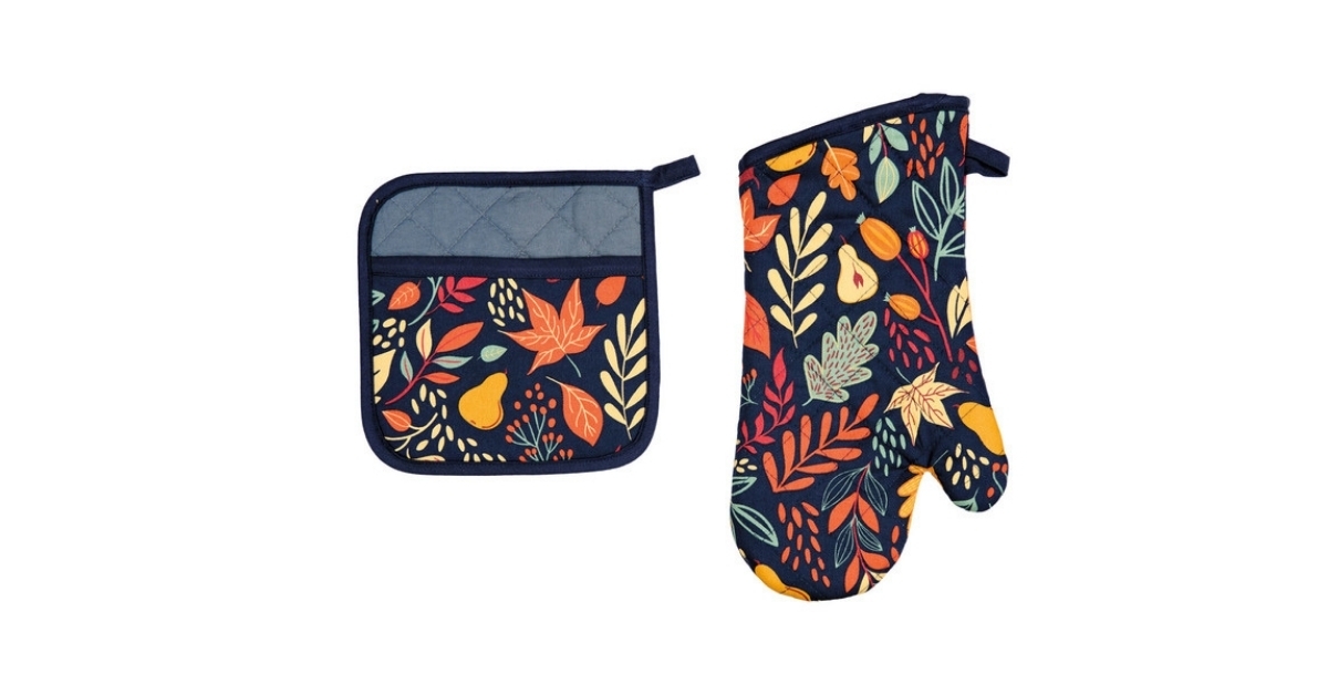 oven mitt and potholder