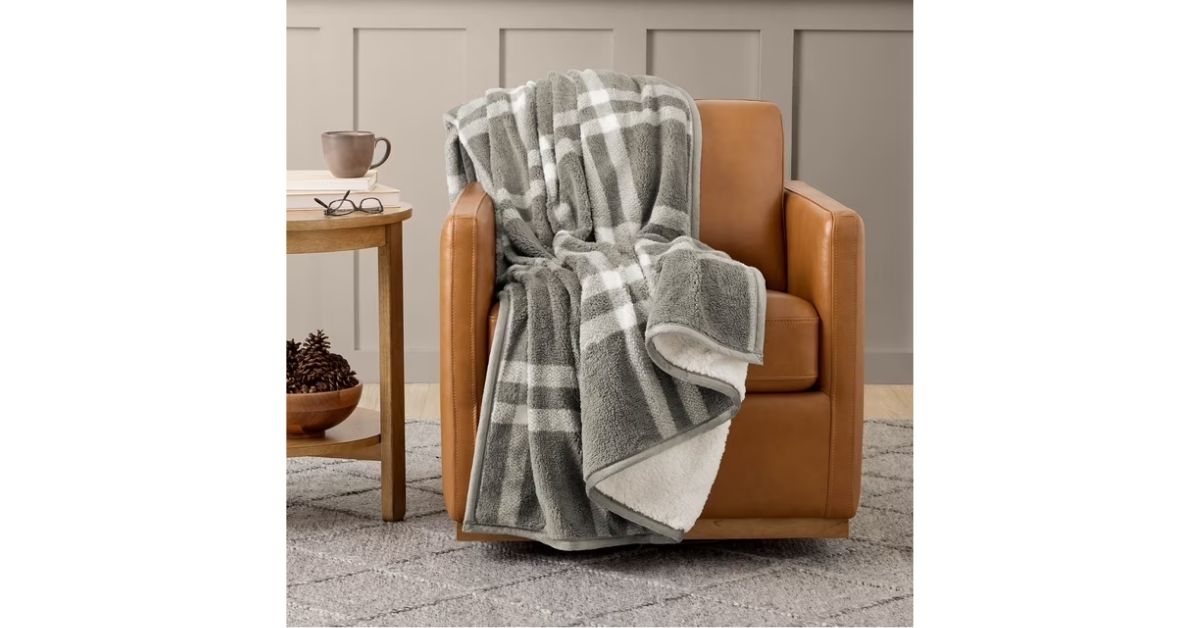 cozy throw