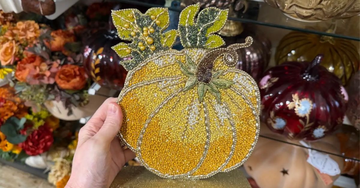 pumpkin decor