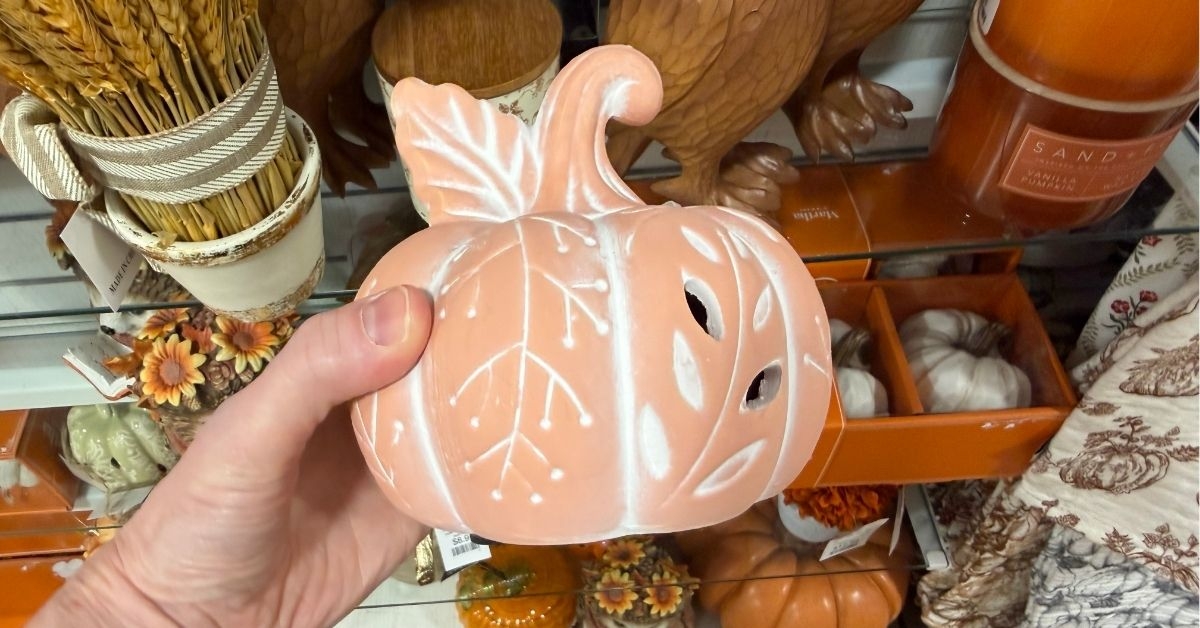 pottery pumpkin decor