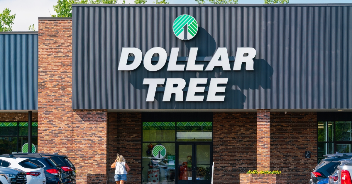 exterior view of dollar tree taft