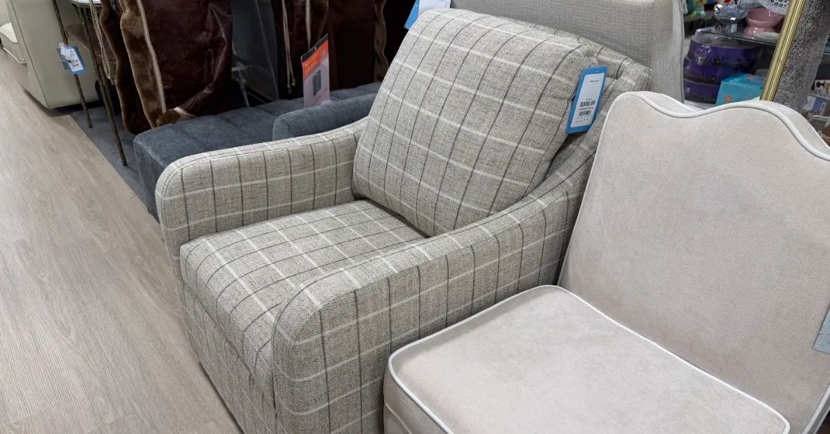 swivel chair