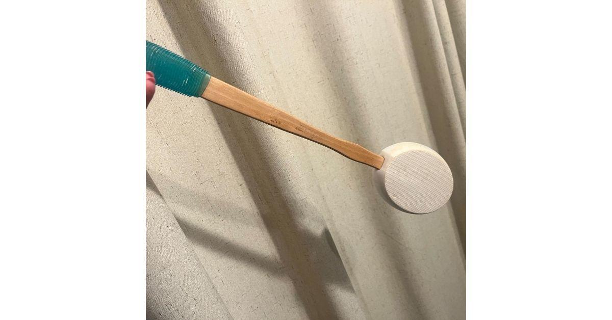 back lotion applicator