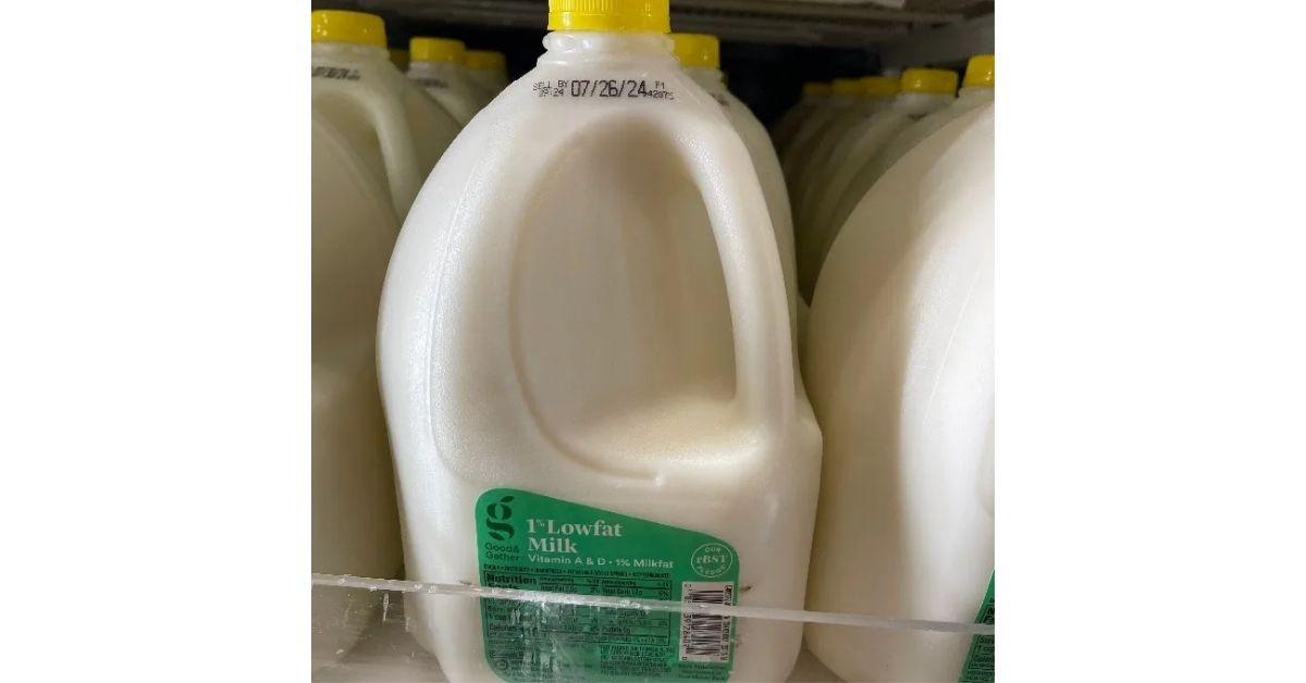 Good and Gather Lowfat Milk 