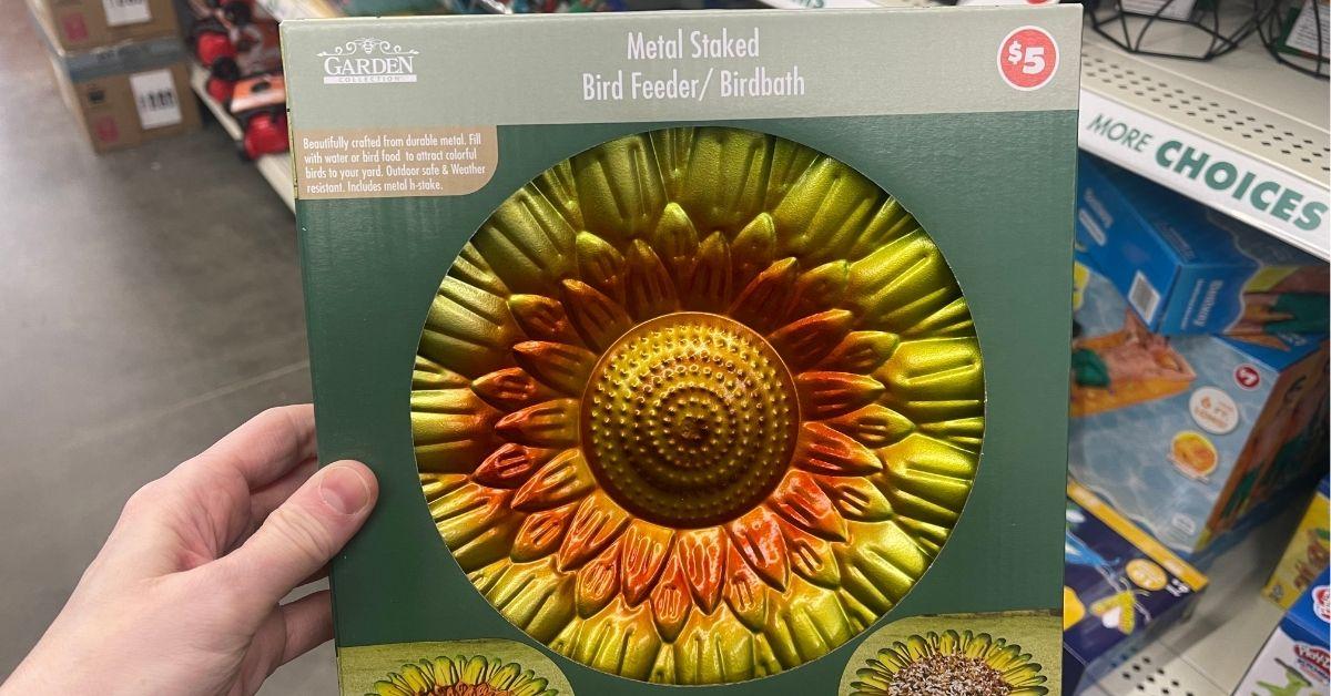 metalk staked bird feeder