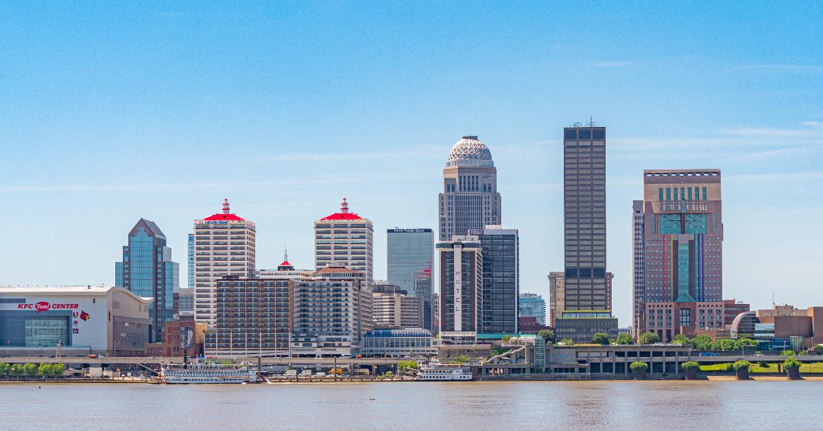 skyline of louisville