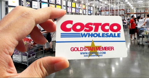 Costco wholesale warehouse shopping membership card
