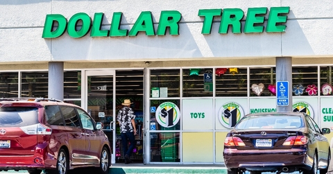 Dollar Tree store entrance