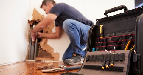 plumber repairing pipes 