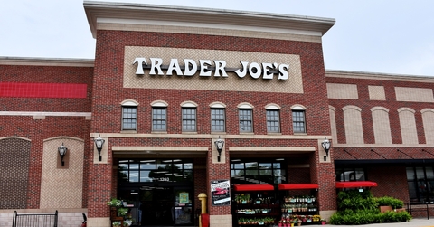 Trader Joe&#x27;s grocery store