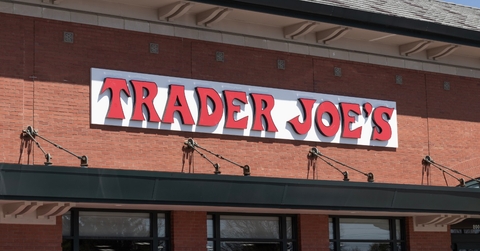 trader joe's retail store from outside