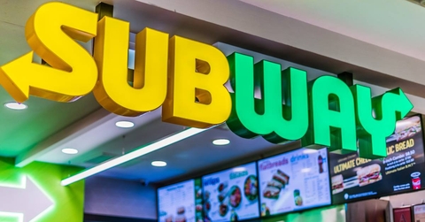 subway fast food restaurant sign