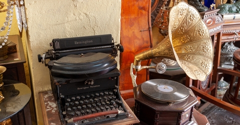 old remington typewriter