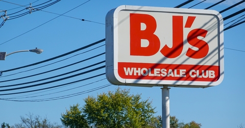 bj wholesale club sign