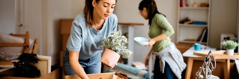 friends packing their belongings