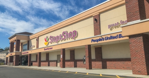 front of a stop &amp; shop supermarket