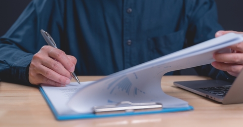 signs important documents