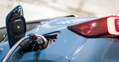 ev fuel plug