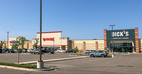 shopping plaza