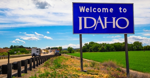 welcome to idaho state sign
