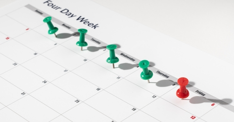 calendar for a four day working week