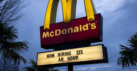 mcdonald&#x27;s sign hiring $15 an hour